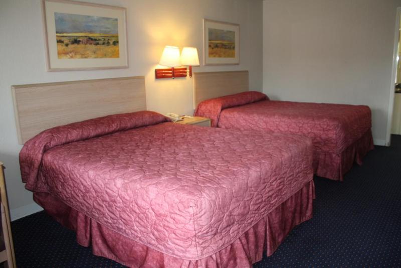 Quality Inn & Suites Fort Worth Bagian luar foto